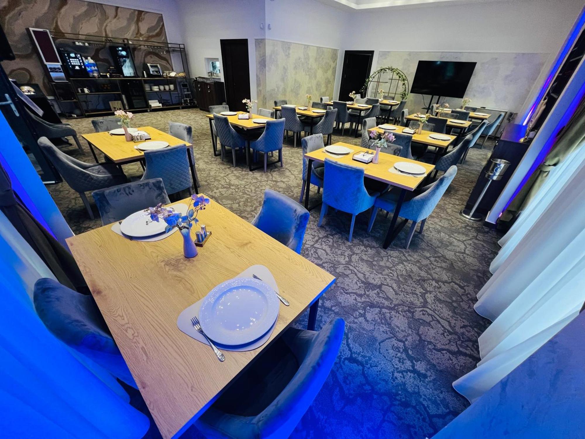 River Place ピテシュティ エクステリア 写真