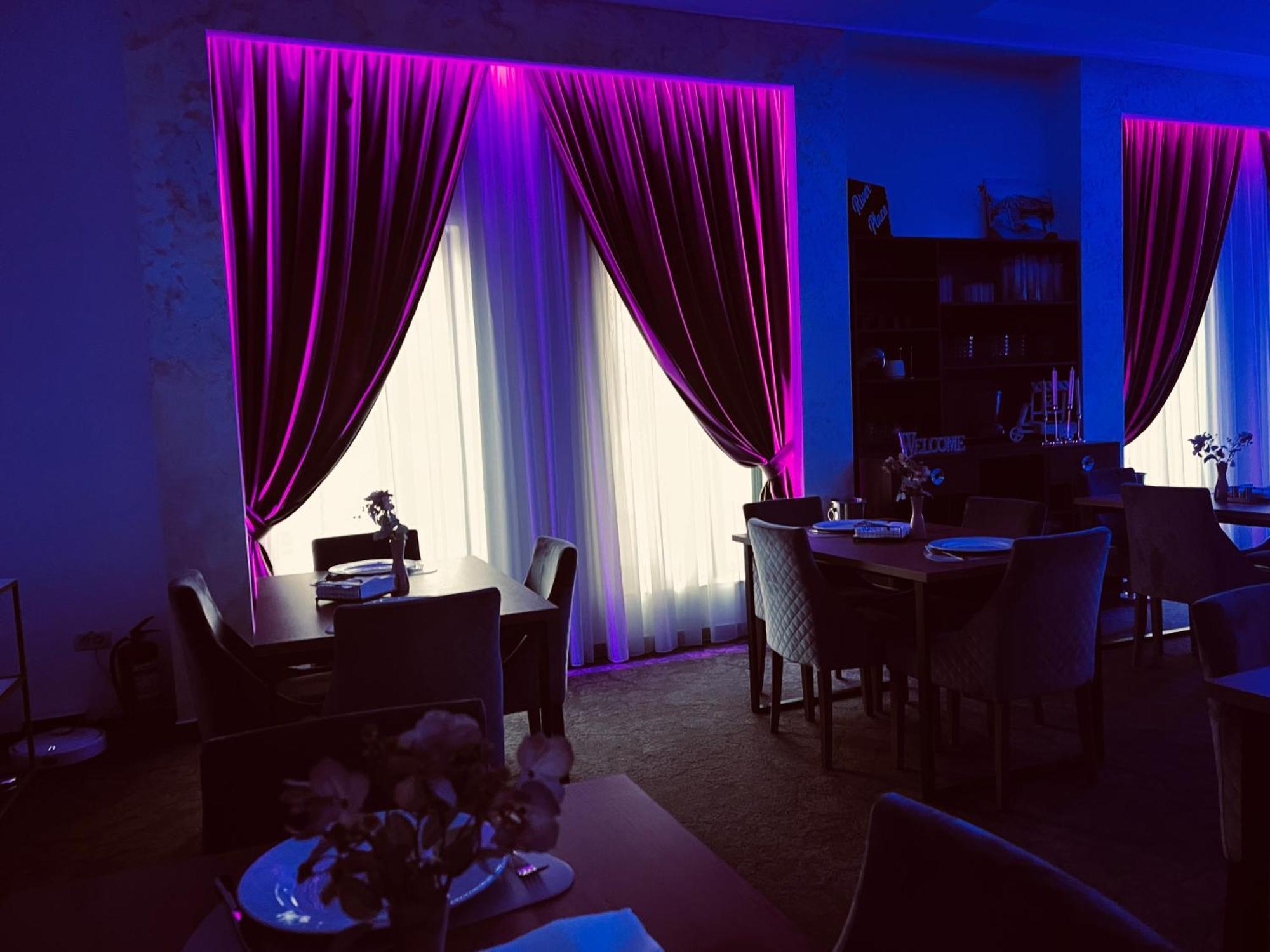 River Place ピテシュティ エクステリア 写真